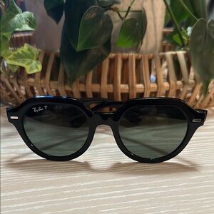 Ray-Ban RB4399 GINA 0RB4399, black with green lenses, unisex, no case